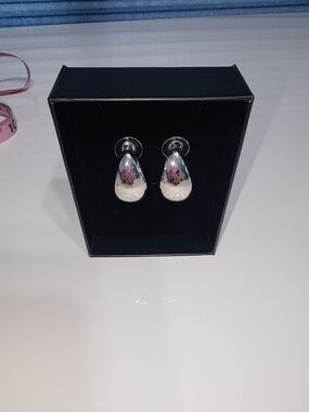 Silver Teardrop Stud Earrings - Elegant Women’s Jewelry